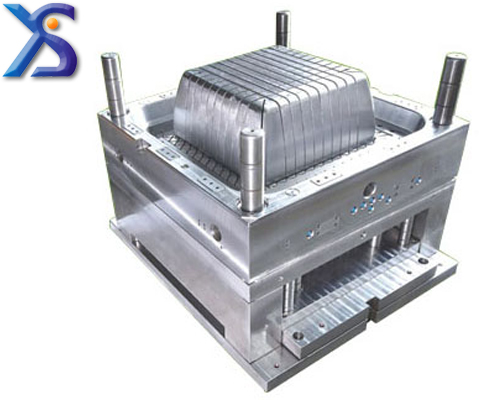 Plastic box mould 